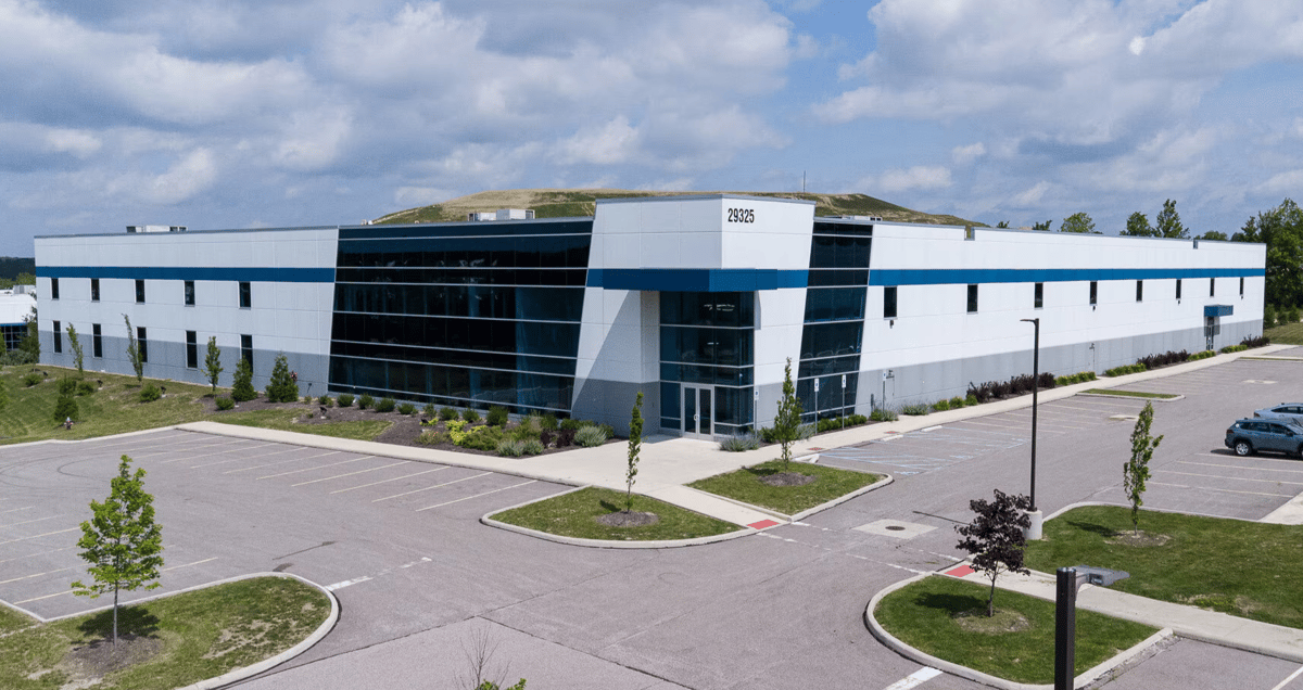 29325 Fountain Pkwy. | Solon
