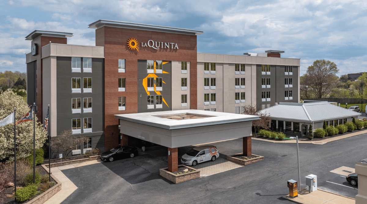 25105 Country Club Blvd. | North Olmsted