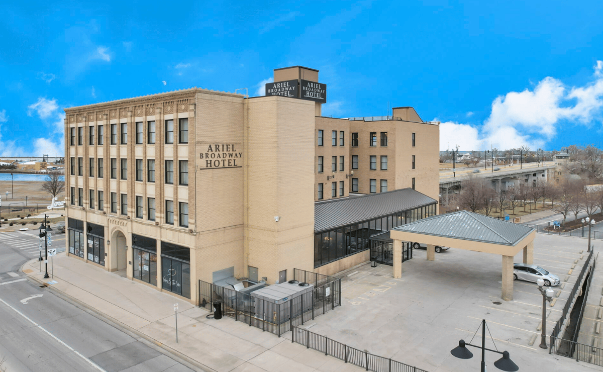 301 Broadway | Lorain